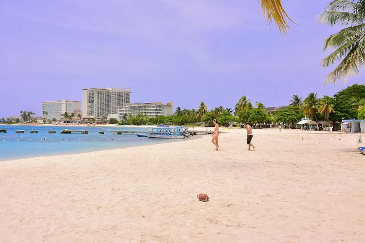 White Sands At Sandcastles Ocho Rios 0*,